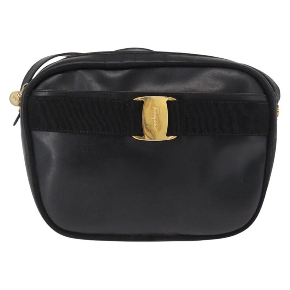 Salvatore Ferragamo Vara Bow Camera Leather Black Leather Shoulder Bag Bag